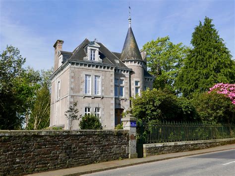 Château In A Small Village With Amenities In Normandy