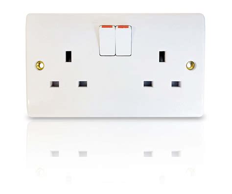 outlet  gang switched double socket outlet  mg   st vincent group