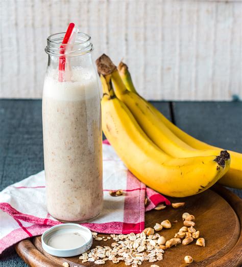 healthy banana choc nut breakfast smoothie recipe kayla itsines