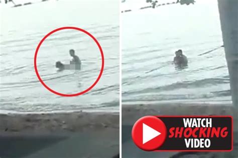 Pattaya Tourist Couple Caught Having Sex In Sea In Sin