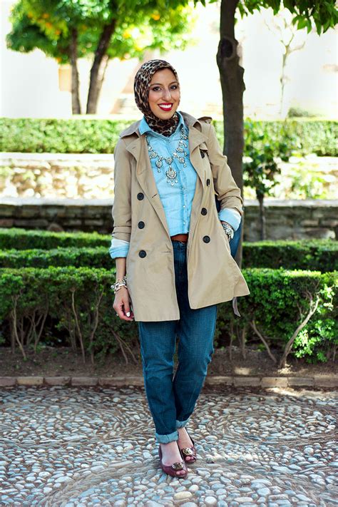 Muslim Women Add Personal Style To A Traditional Garment The New York