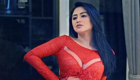 7 Artis Cantik Indonesia Dengan Payudara Terindah 2017 Ratu Jp