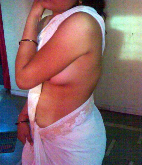indian wife in wet saree getting horny at indian paradise