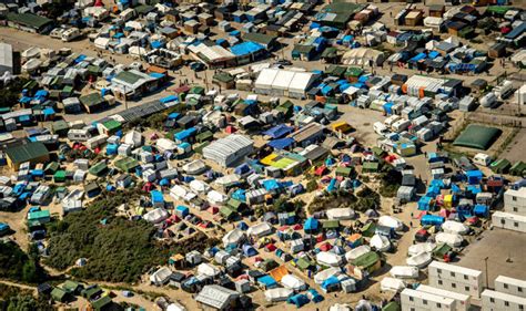 Calais Jungle British Volunteers Accused Of Travelling To Camp To