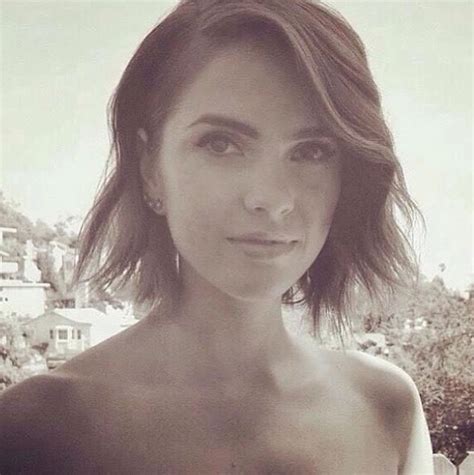 27 pictures of actress shelley hennig peanut chuck