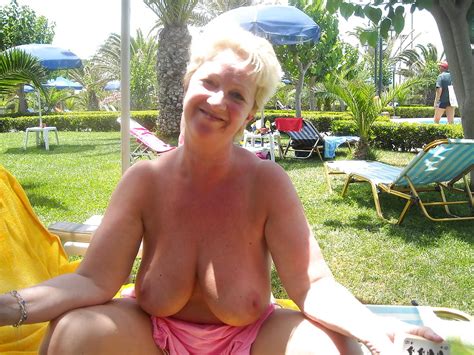 Linda Uk Gilf With Great Tits 25 Pics Xhamster