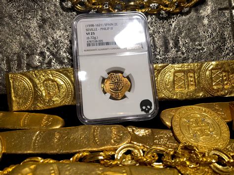 spain  escudos   atocha era ngc  pirate gold coins