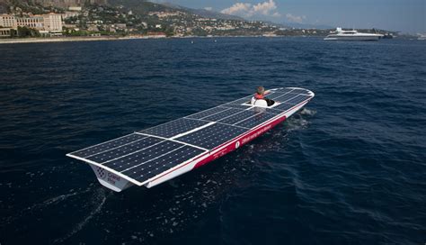 solar powered sails  hit  market  autumn itboat yacht magazine