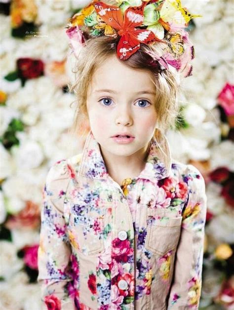 kristina pimenova la modelo de 8 años proclamada como “la niña más bonita del mundo” viste la