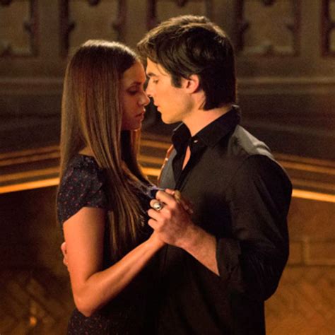 Vampire Diaries Scoop From Nina And Ian E Online