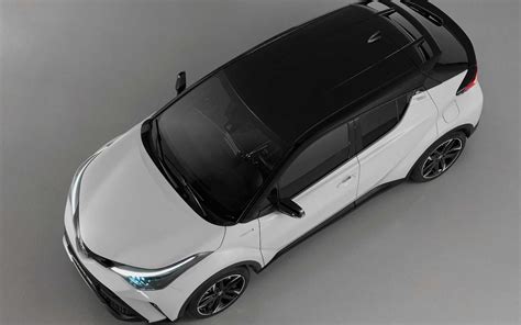 Toyota C Hr Gr Sport Hybrid 2021 Suv Drive