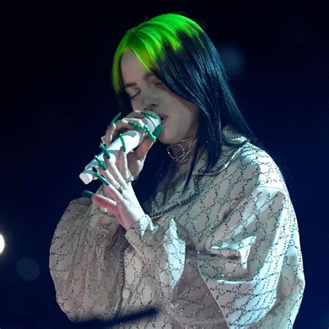 billie eilish basically  confirmed  hid  blonde hair   wig   grammys daily