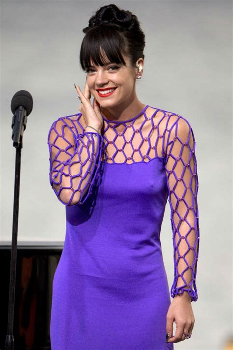 lily allen spanx video watch the singer dance in her pants