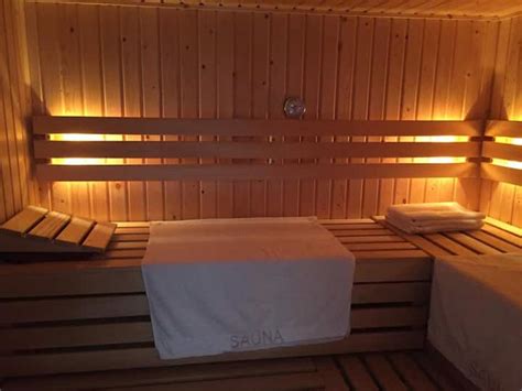 guesthouse  private sauna  outdoor jacuzzi guesthouses  rent  vught noord brabant