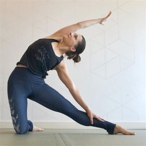 yoga poses menstruation uterus strengthening yoga postures