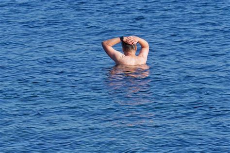Toronto Man Spotted Swimming In Lake Ontario In December