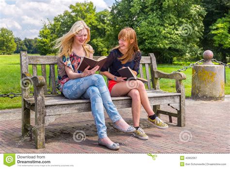 Girl Reading A Book On A Park Bench Hot Girl Hd Wallpaper