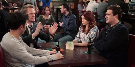 How I Met Your Mother Propmaster Explains Most Memorable Objects From