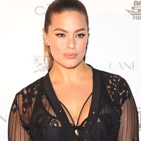 download ashley graham wallpapers sexy picture in bikini in hd
