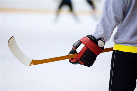 preventing hockey injuries