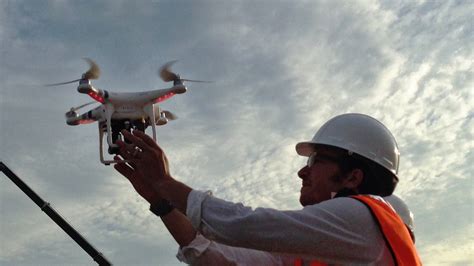faas laanc program cuts commercial drone flight permit process  months  seconds