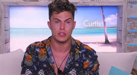 Love Island S Curtis Causes Sex Website To Crash Entertainment Daily