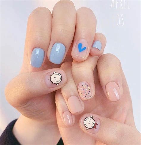 lyn nail beauty  instagram post