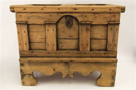 barocke miniatur arkaden truhe bock antik