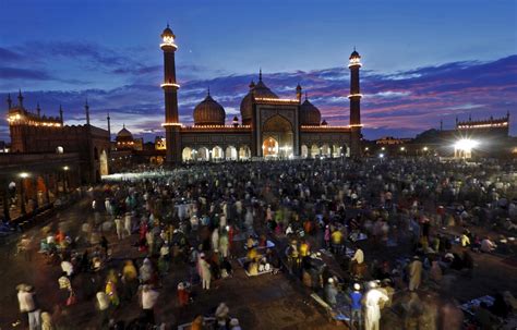 eid al fitr  history  interesting facts   islamic festival