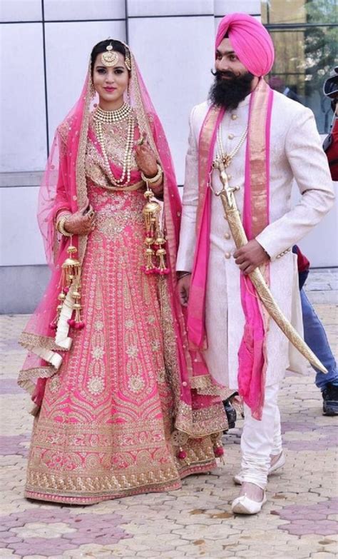 10 Couples Who Colour Coordinated Their Wedding Dresses