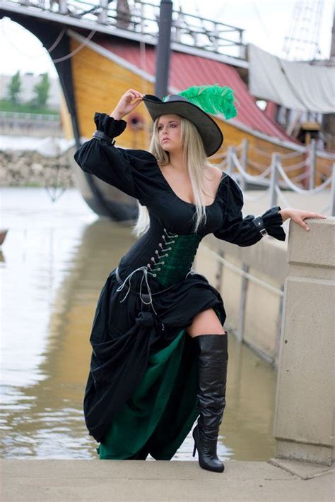 Buccaneer Pirate Renaissance Clothing Medieval Costume