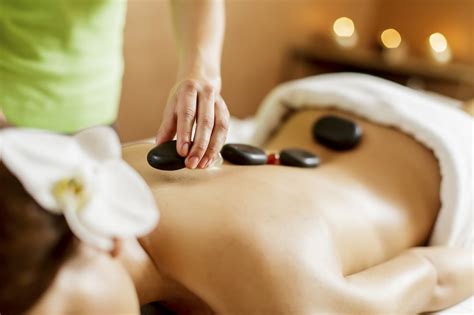 Swedish Vs Hot Stone Vs Deep Tissue Massage