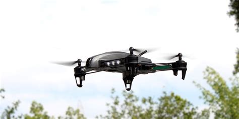 dji sees  competitors bolt drone  vr hits kickstarter