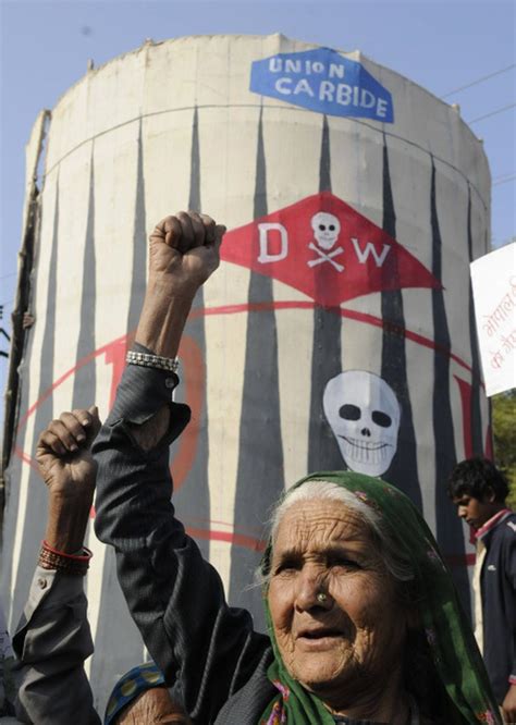 gas tragedy victims  hold bhopal olympics  hindu