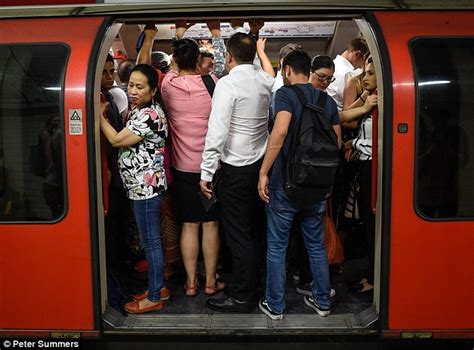 tube workers warn temperatures could hit 103f on london
