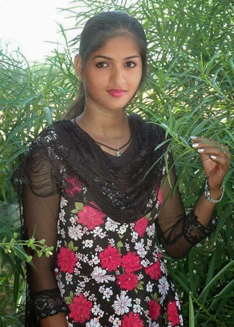 cute girls hot sexy groups  indian desi girls picture collection englandiya
