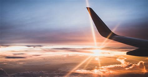 booking   flights  save  money skyscanner canada