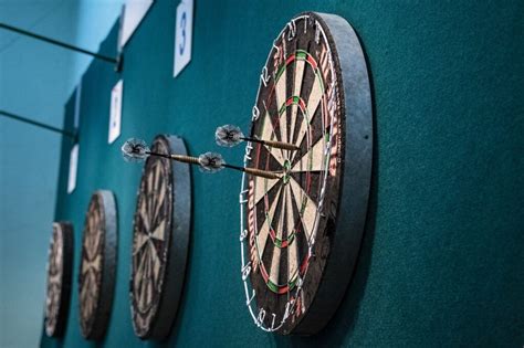 long  darts matches   examples game  entertain