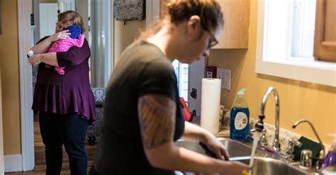 New Mothers Derailed By Drugs Find Support In New Hampshire Home The