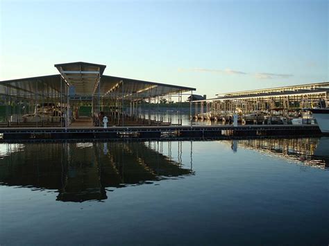 clarksville liberty park  marinaclarksville tennessee marina dock age