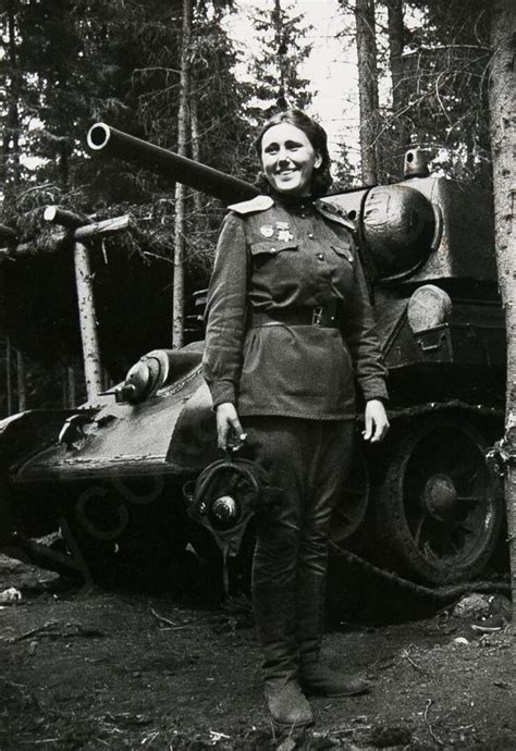 Guards Captain Aleksandra Samusenko Of The 1st Gaurds Tank Army She