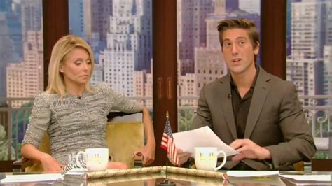 is david muir married everything to know about abc anchor s love life