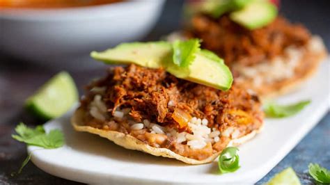 Tostadas De Carne Deshebrada Sabrosano Aceite De