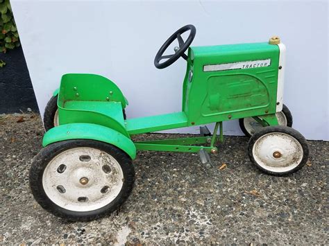 lot  vintage childs pedal tractor puget sound estate auctions