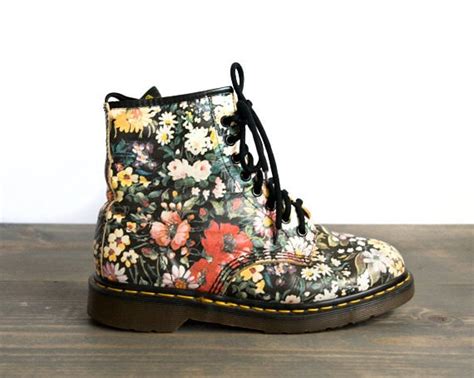 sale size  floral  martens boots  grunge