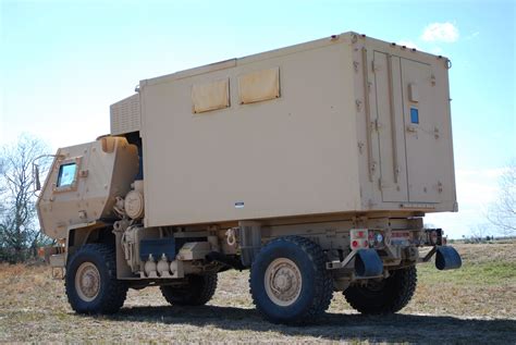 expeditionary command posts army turns  mobile power article  united states army