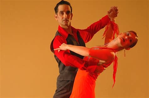 Salsa Dancers Less Likely To Get Injured Than Zumba Dancers