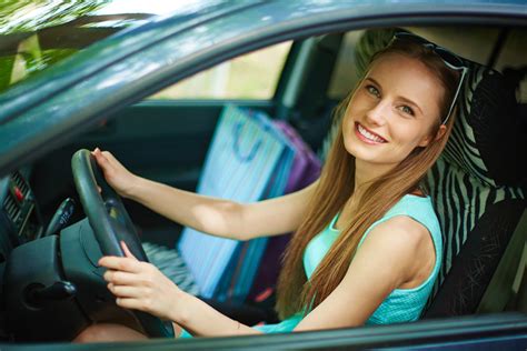 7 tips to keep calm and pass your driving test