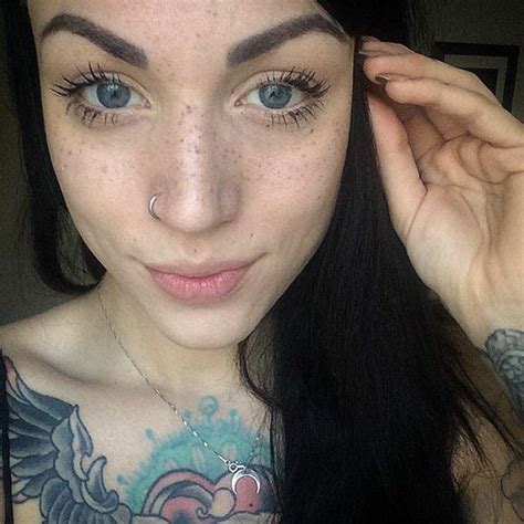 Nice Tattooing Freckles On Your Face Is The New Beauty Craze And They