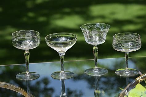 vintage etched cocktail martini glasses set   vintage set